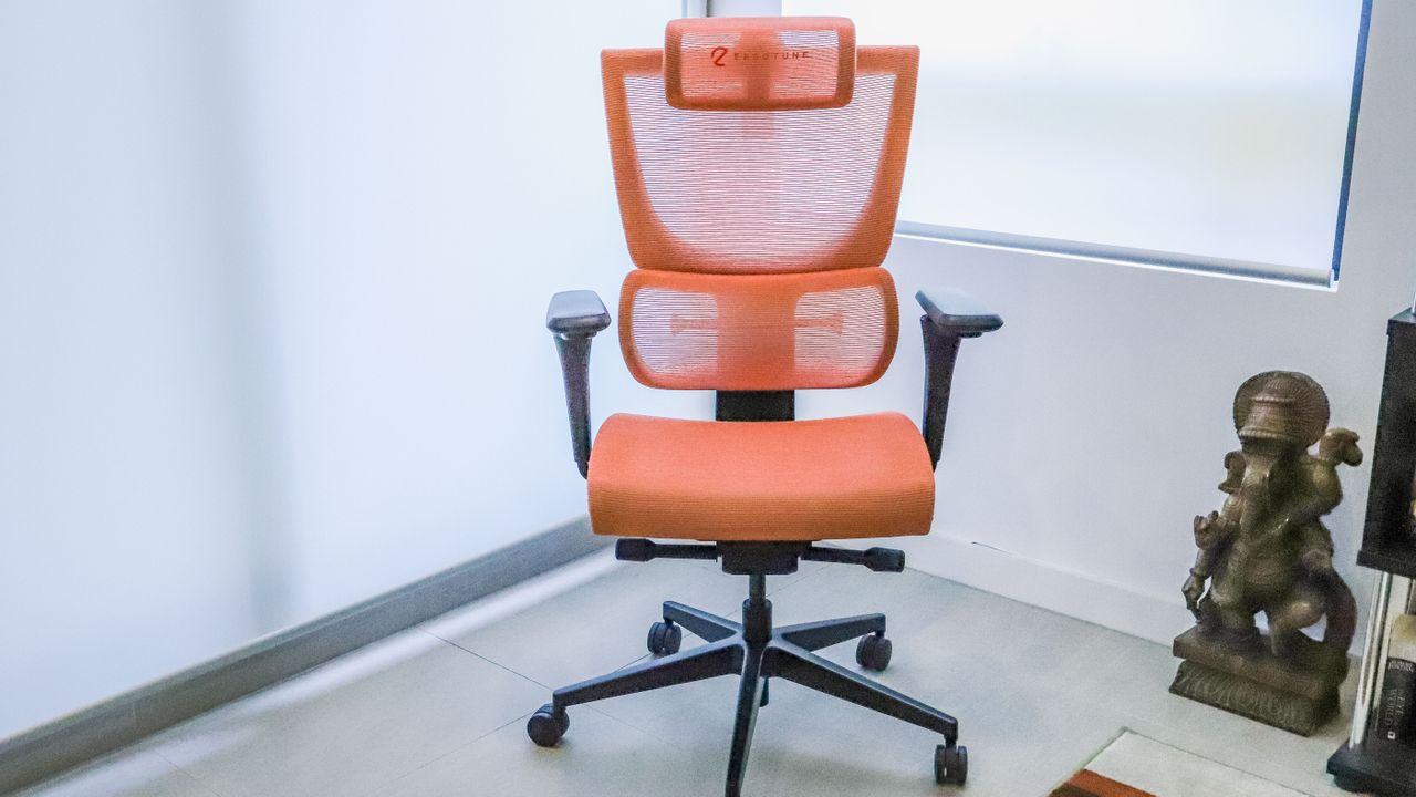 ErgoTune Supreme V3 office chair in Coral Red