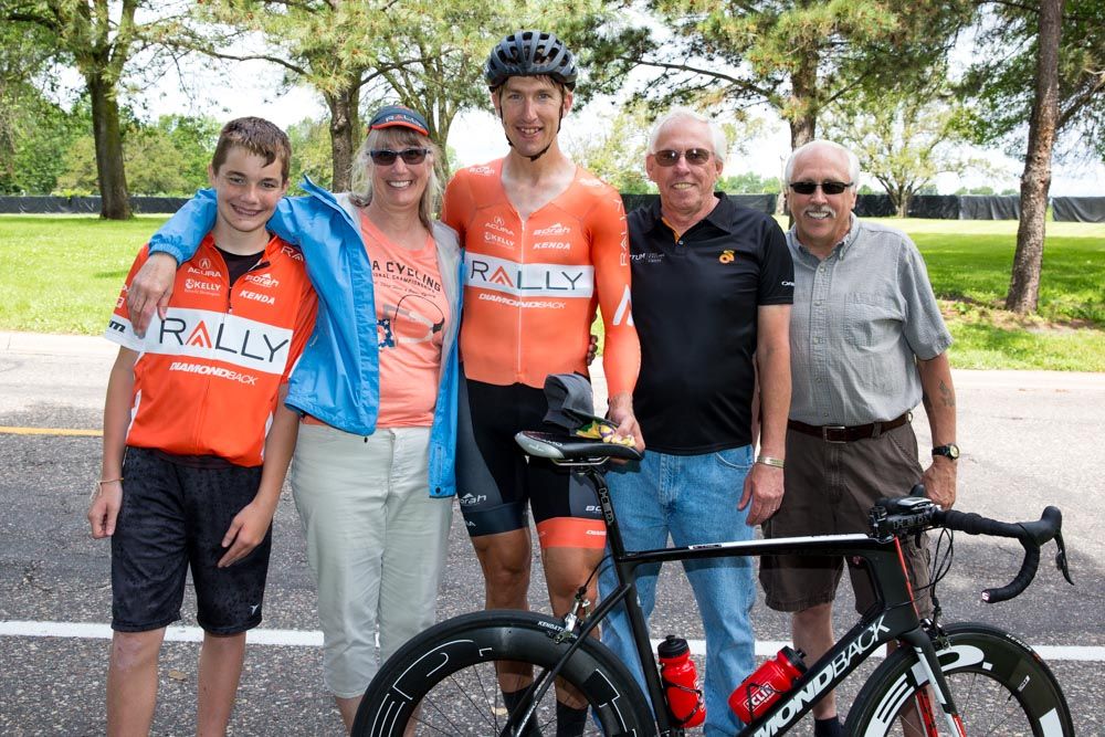 Tom Zirbel is the pride of Iowa! His uncles, aunt, and cousin turned up on the East River Road after stage 1 at the North Star Grand Prix.