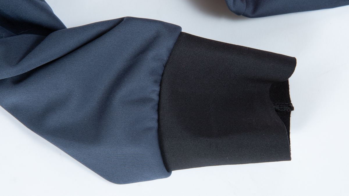 Sportful Supergiara jacket detail of wrist
