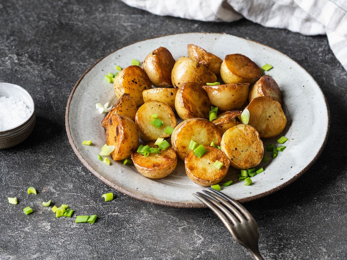 here-s-how-to-make-roast-potatoes-like-martha-stewart-s-our-fave-easy