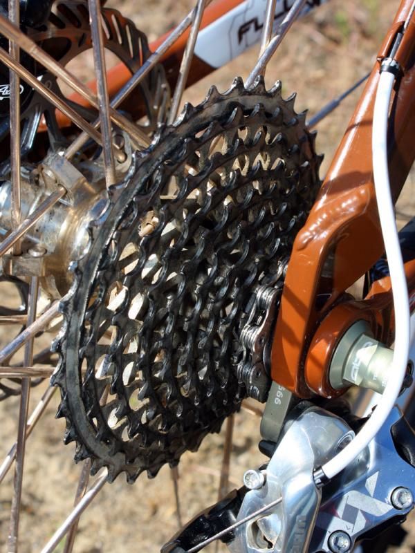 Mounted out back is an 11-36T SRAM XX cassette.