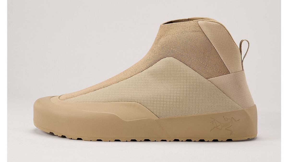 Arc&#039;teryx Insulated Kragg shoe in beige