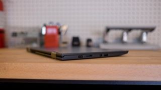 Lenovo ThinkPad X1 Yoga profile