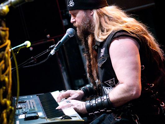 A mellow moment for Zakk...