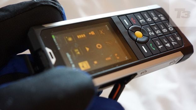 CAT B100 review