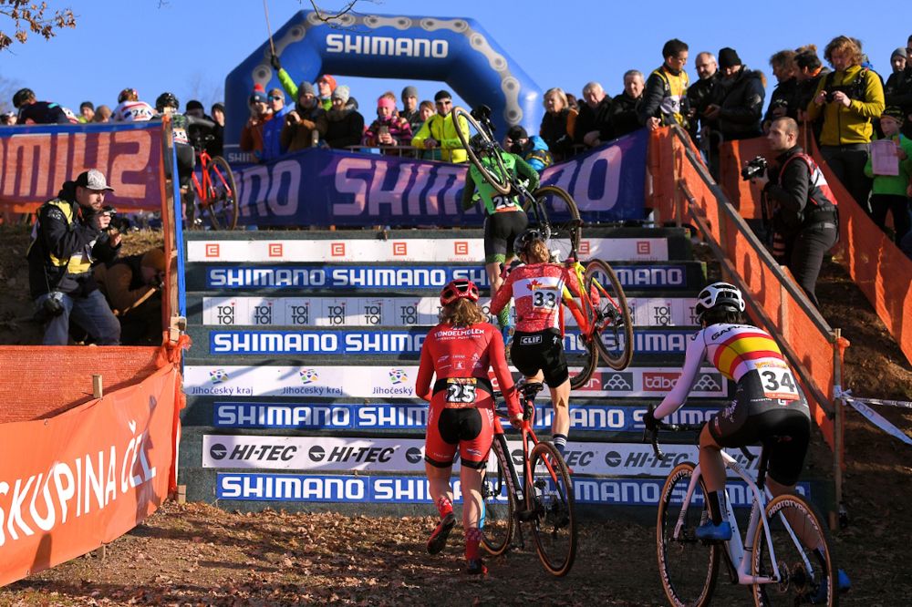 Marion Norbert Riberolle, Maghalie Rochetteand Aida Nuno Palacio race at Tabor