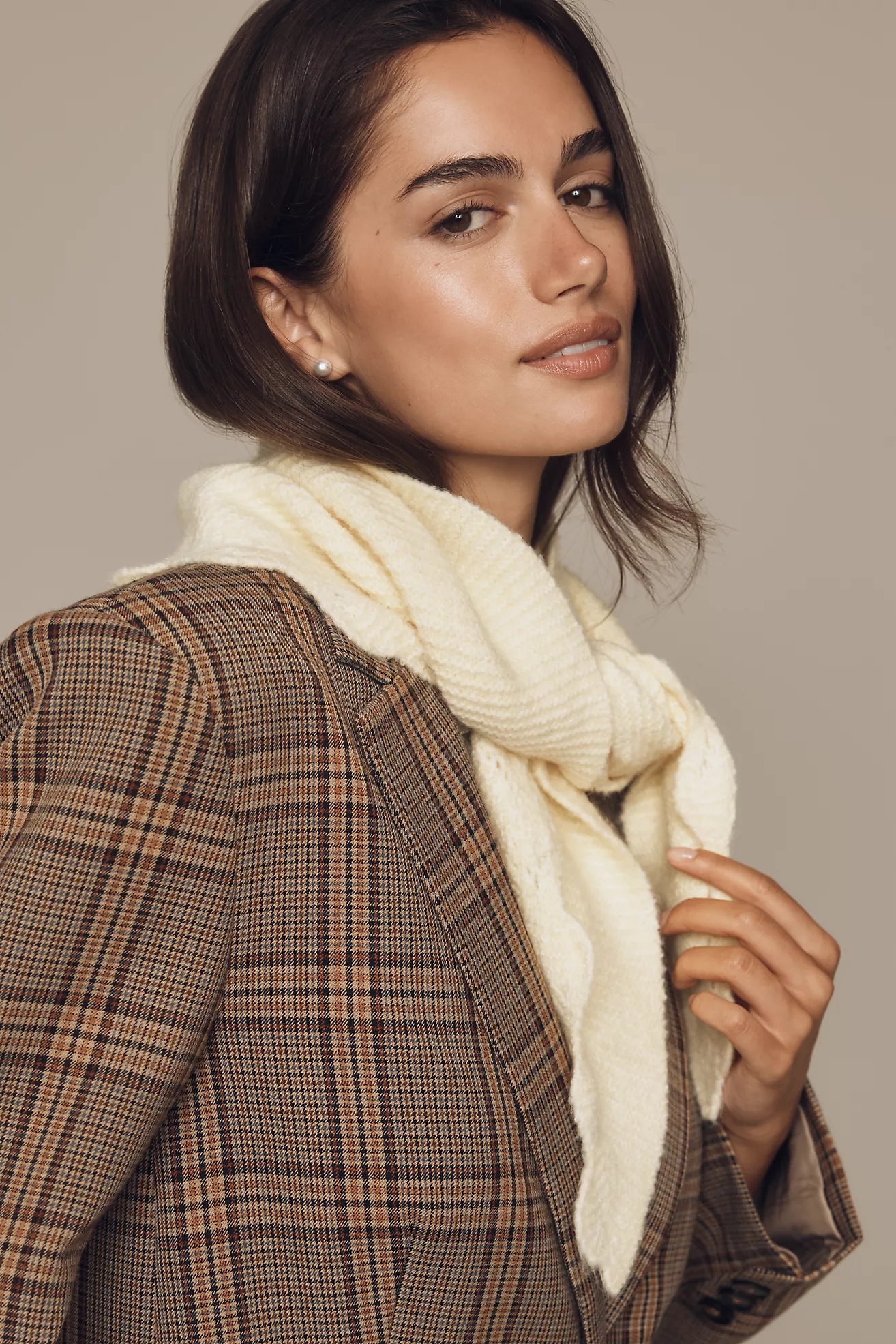 Scalloped Triangle Scarf