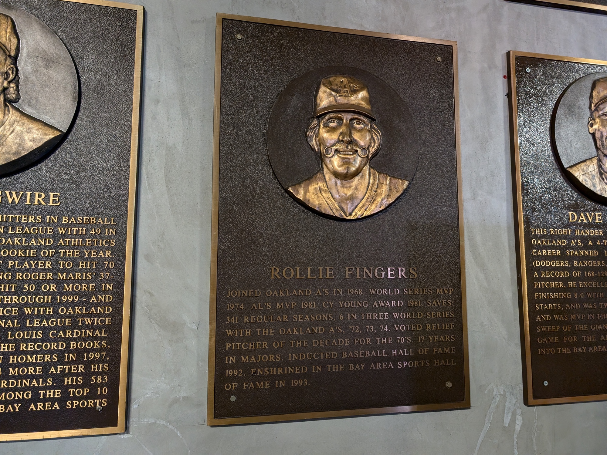 rollie fingers plaque shot by pixel 9 Pro