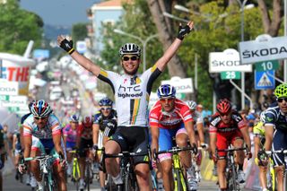 Mark Cavendish wins stage 10, Giro d