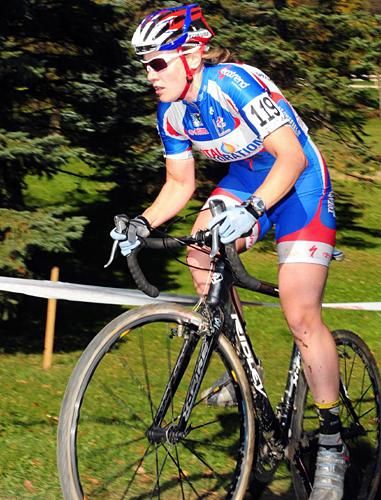 Sara Stewart (Total Restoration) riding with the chasers.