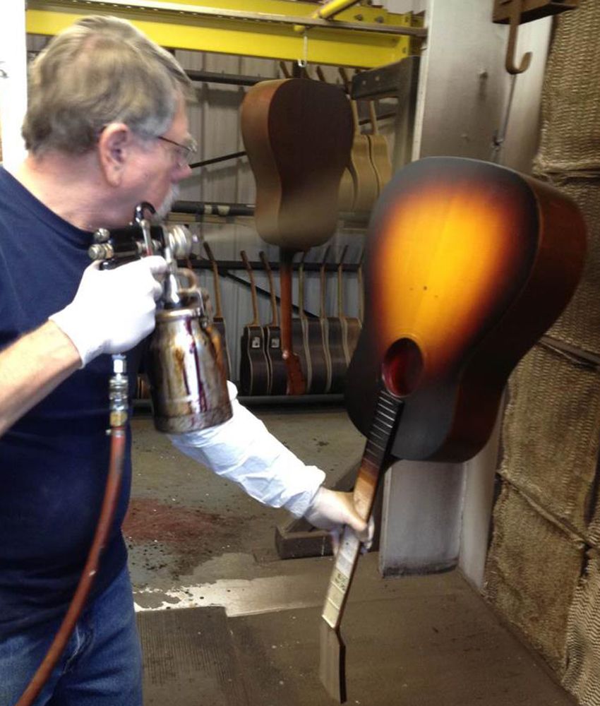 Sheryl Crow's new Southern Jumbo gets a custom Montana sunset burst created by master burst-man Van