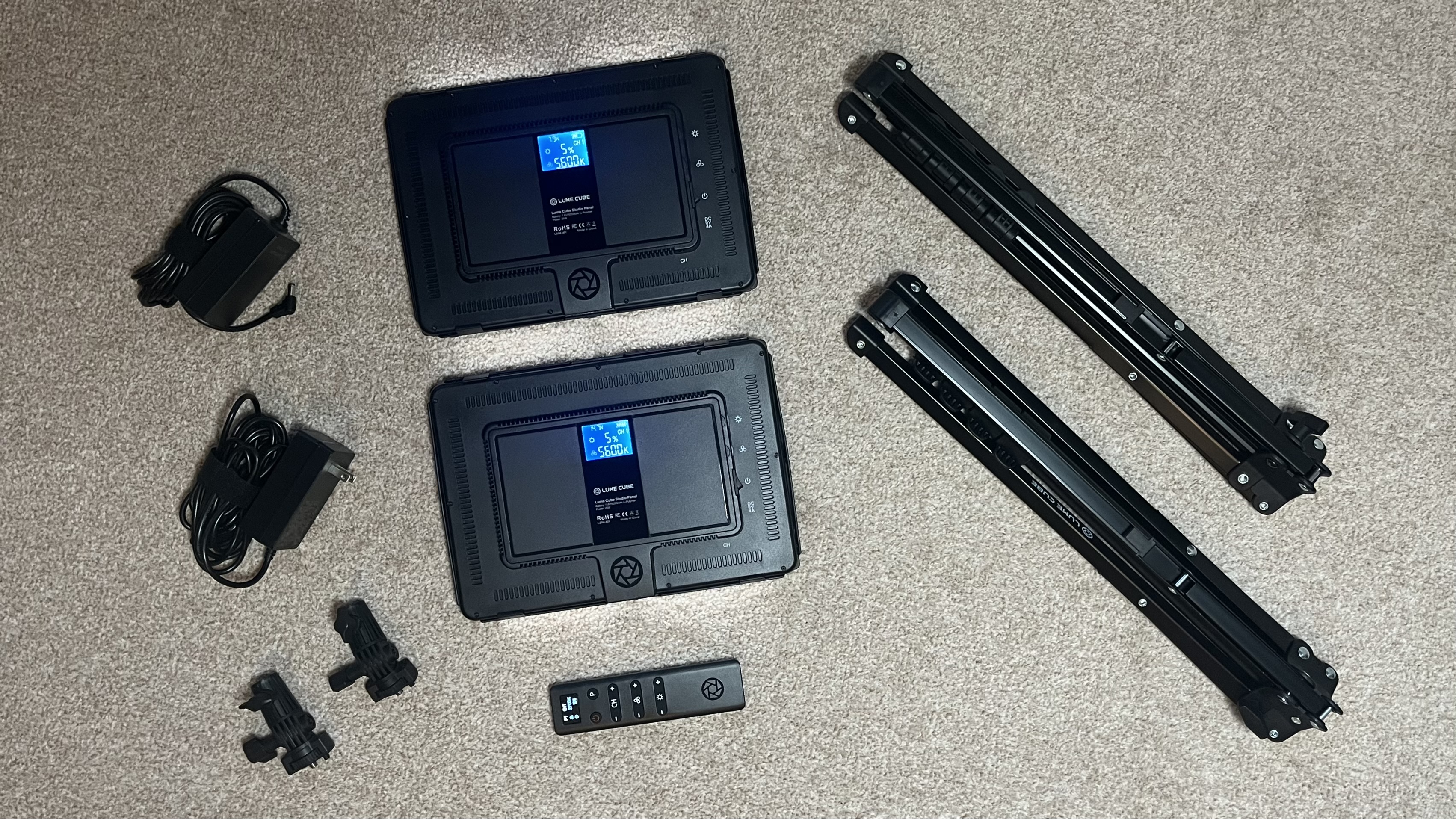 Lume Cube Studio Panel Lighting Kit lights and accessories