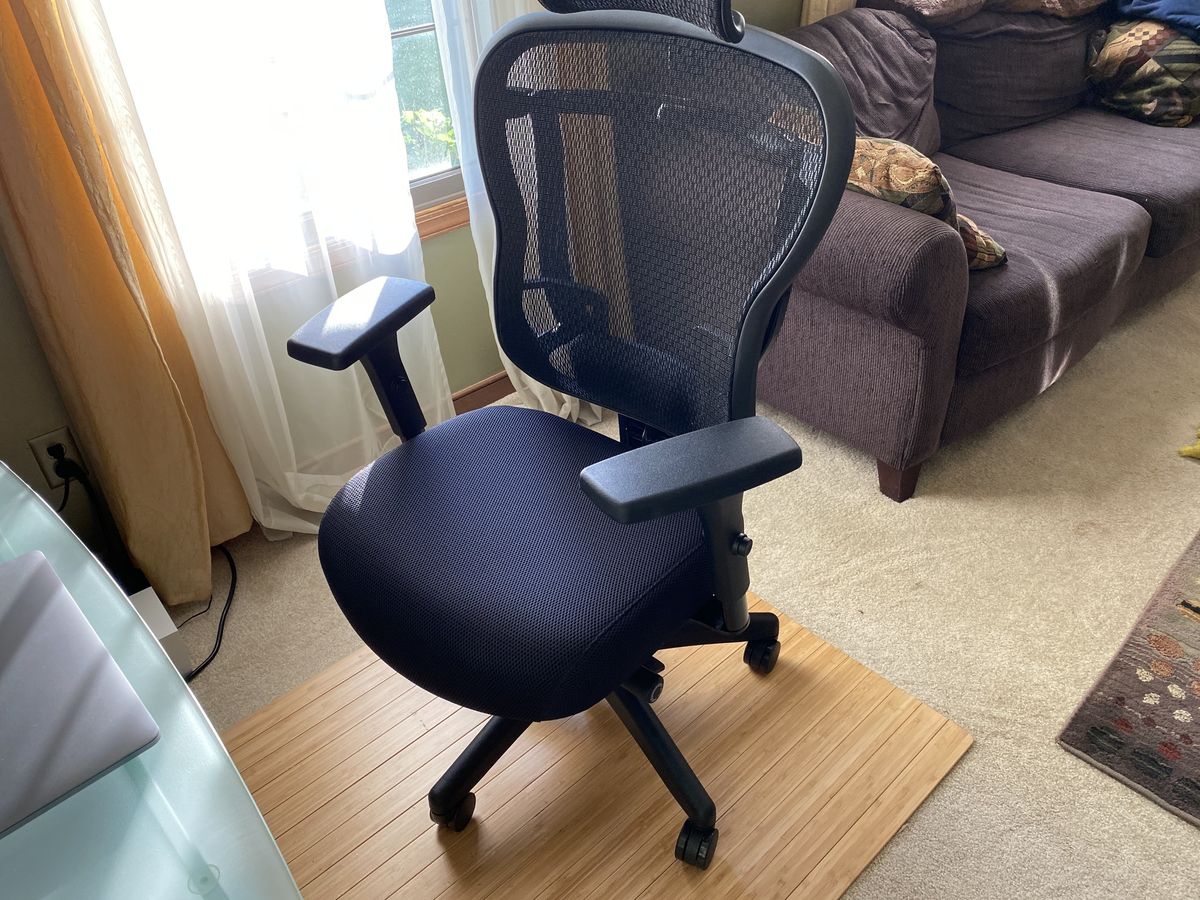 Oak Hollow Furniture Aloria Series Office Chair