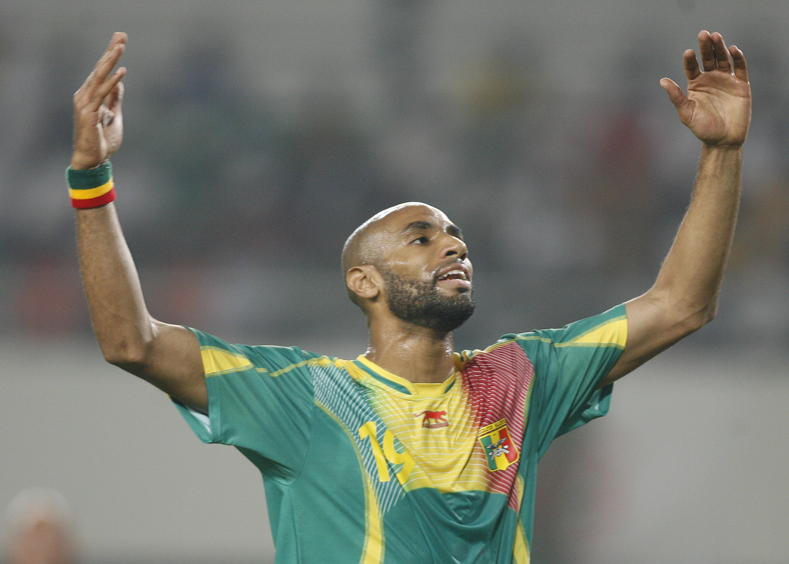 Frederic Kanoute reacts after missing a chance for Mali against Benin at the 2008 Africa Cup of Nations.