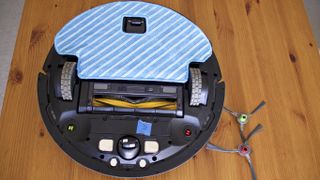 Ecovacs Deebot 930 mops and vacuums