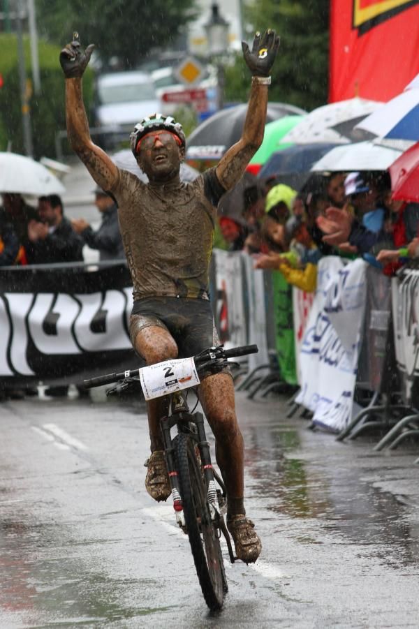 Florian Vogel wins the title