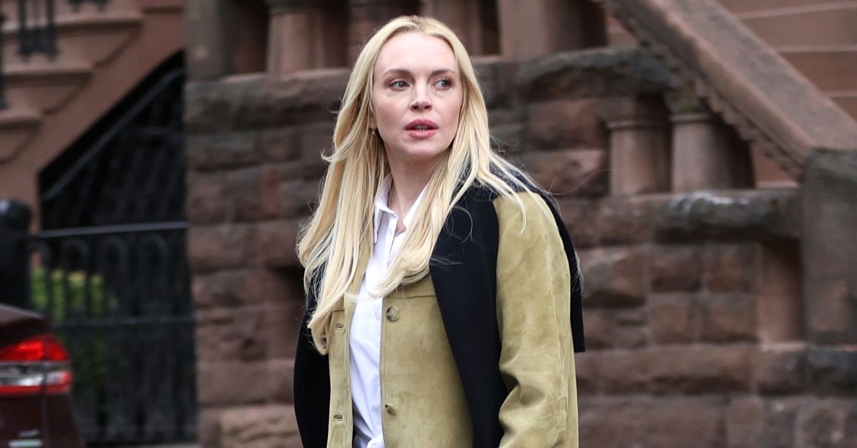 The Anti-Trend Shoes to Wear With Light-Wash Jeans This Spring