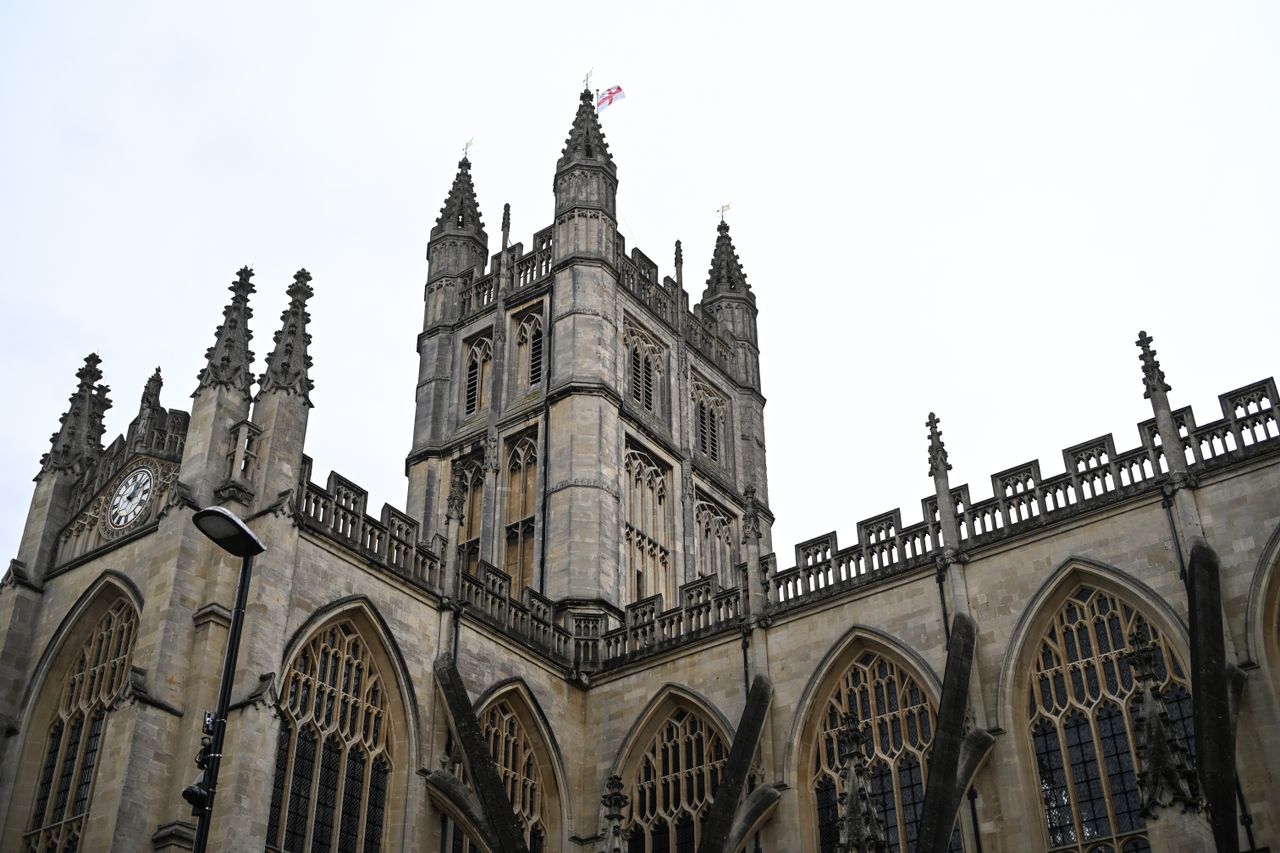Looking up at the cathedral in Bath