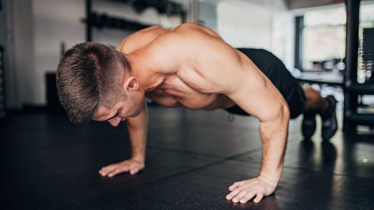 I just did this 200-rep push-up challenge — here's what happened