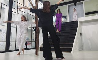 The ballerinas from the Paris Opera Ballet glided through Kayrouz’ atelier space wearing minimalis