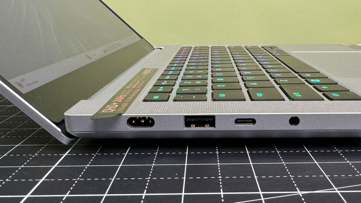 Razer Blade 14 (2024)