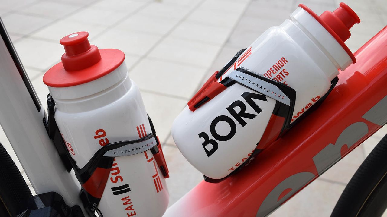 After using Giant bottle cages last season, the team has switched to Elite Custom Race Plus for 2019