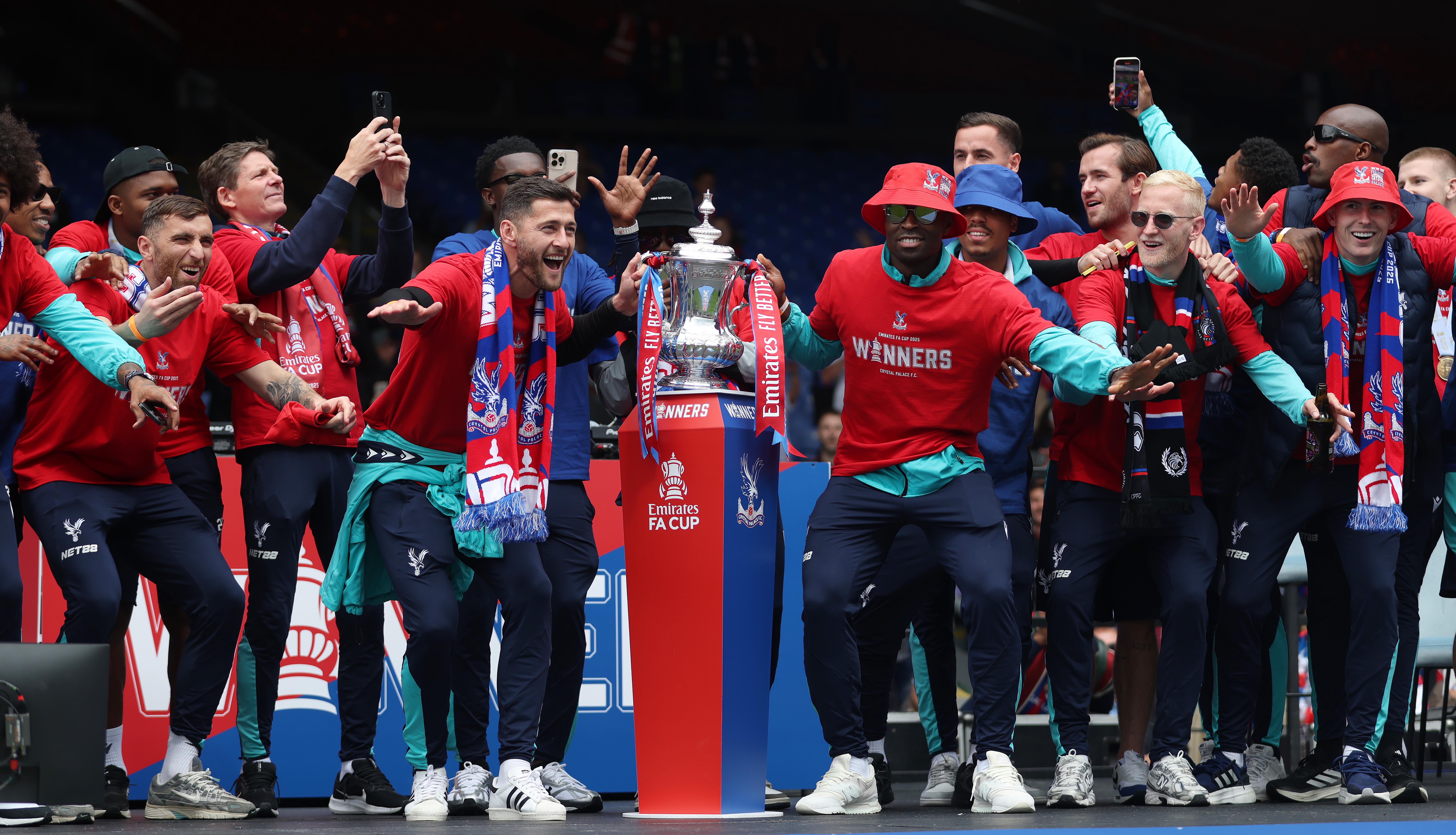 Crystal Palace celebrate their 2025 FA Cup win