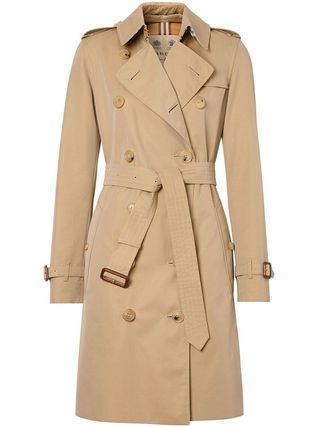 A Clasic Coat: Burberry