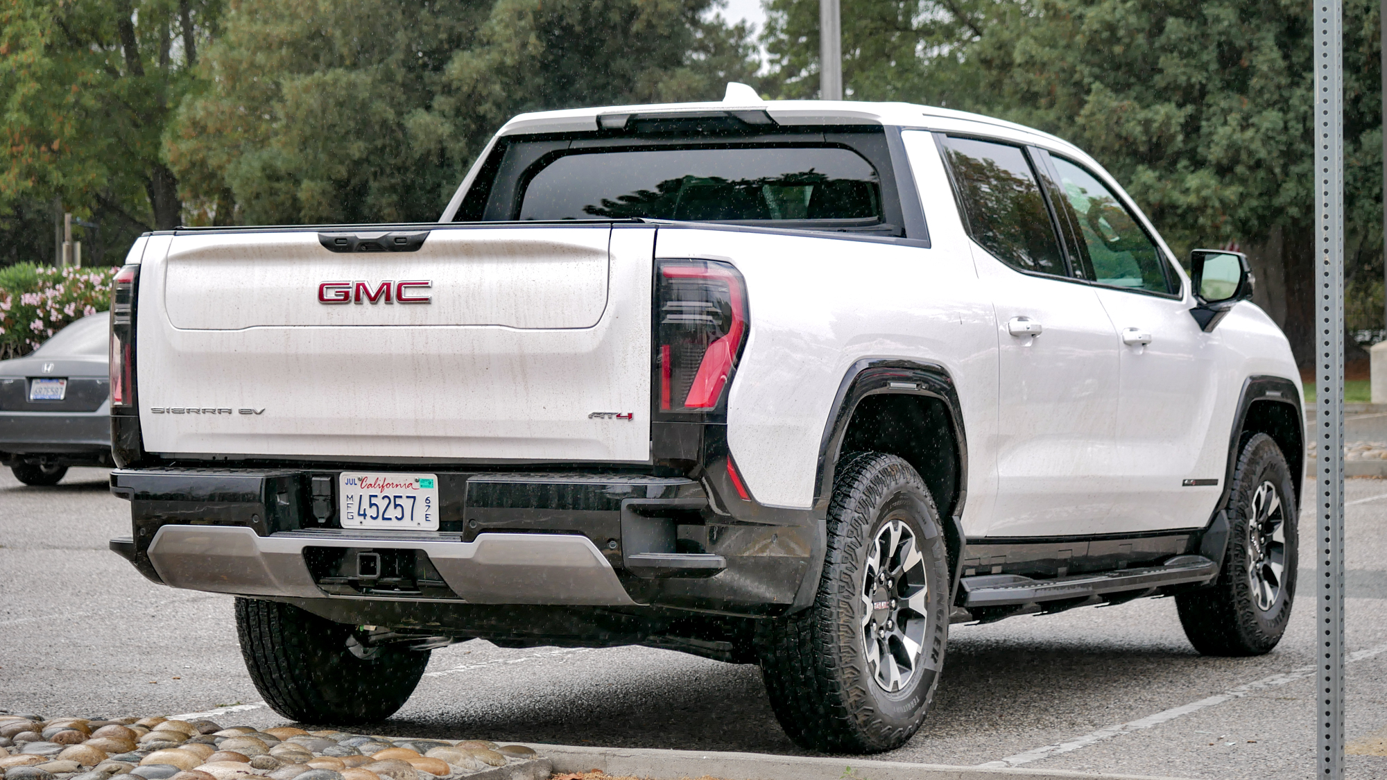 2025 GMC Sierra EV test drive.