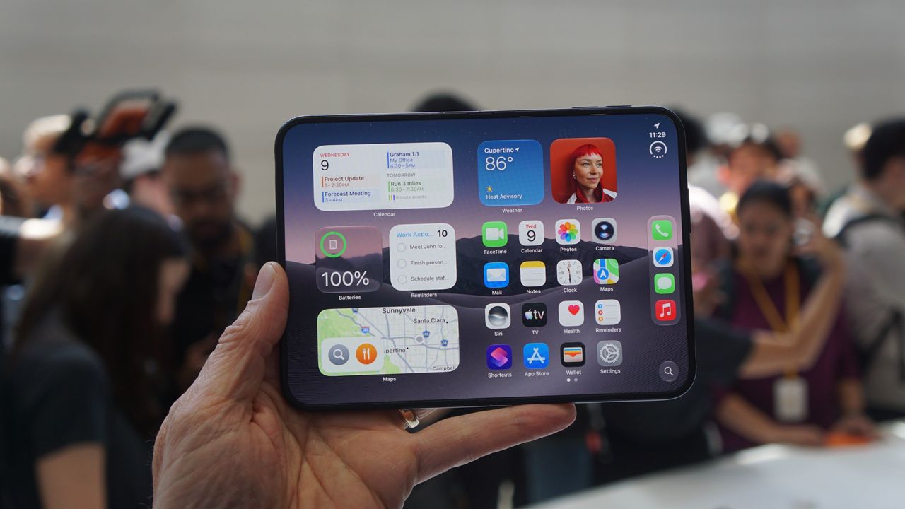 iPhone Duo Hands On