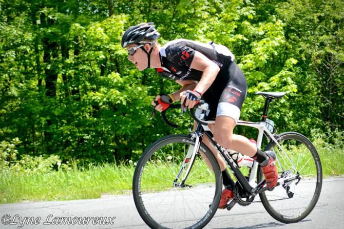 Lawson Craddock (Bontrager) reacts to an attack