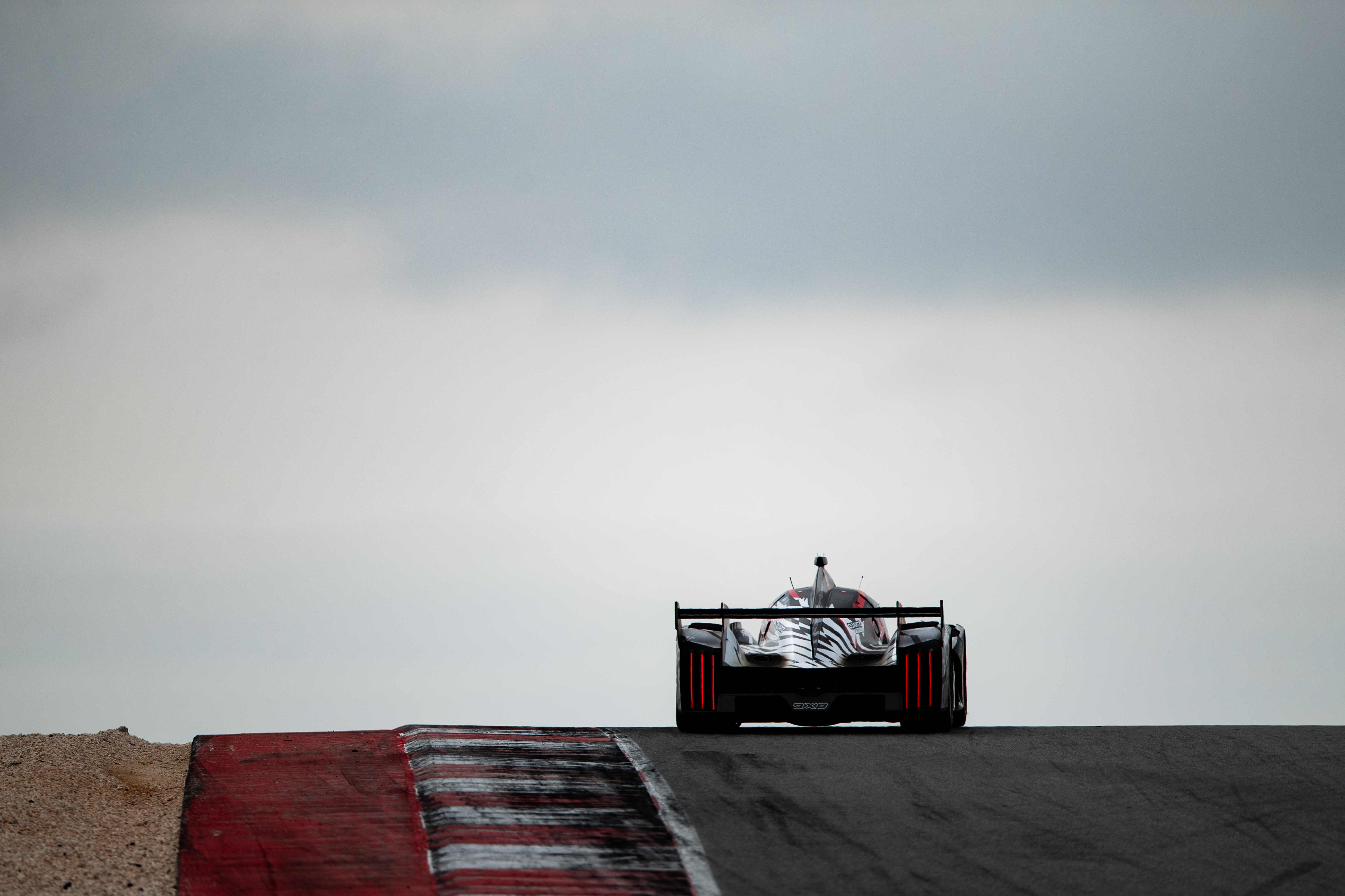 93 QUINN Alex (grb), CASSIDY Nick (nzl), DI RESTA Paul (gbr), VANDOORNE Stoffel (bel), DUVAL Loic (fra), JAKOBSEN Malthe (dnk), POURCHAIRE Th&amp;eacute;o (fra),Peugeot TotalEnergies, Peugeot 9X8 #93, action during the Peugeot private test session on the Autodromo Internacional do Algarve from March 3 to 4, 2026 in Portimao, Portugal - Photo Joao Filipe / DPPI