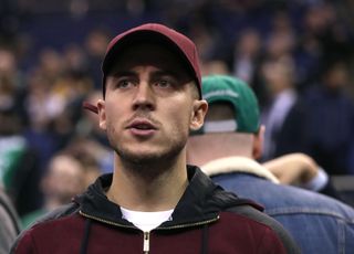 Hazard attending the NBA London Game in 2018 at the O2 Arena
