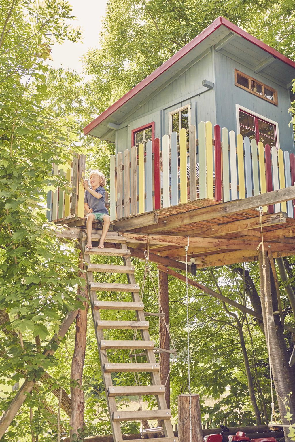 Treehouse Ideas: 13 Adventurous Hideaways That Your Kids Will Love 