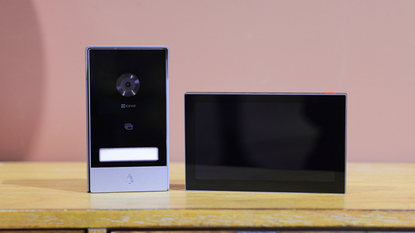 EZVIZ HP7 Smart Video Doorbell 