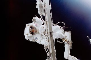Longest Spacewalk (March 11, 2001).