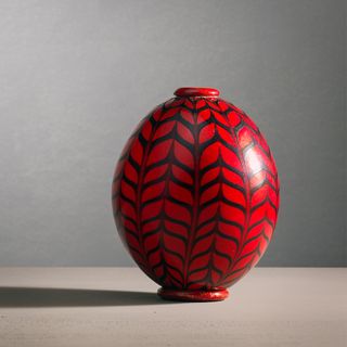 Vase in coral red pasta vitrea