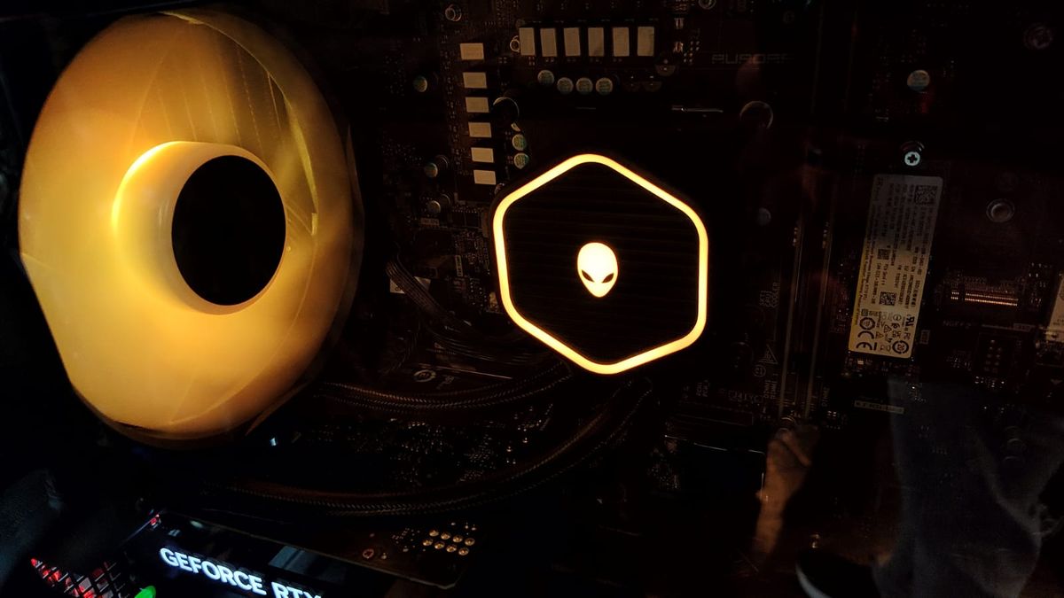 Alienware Aurora R16