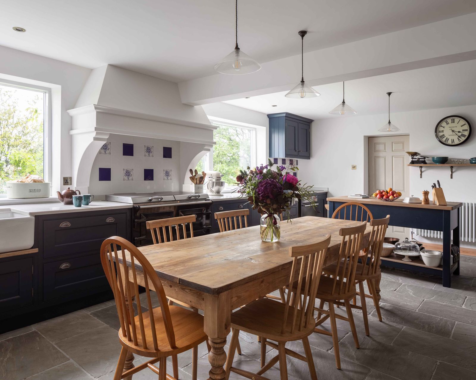 Eat-in kitchen ideas: 10 sociable dining spaces | Homes and Gardens