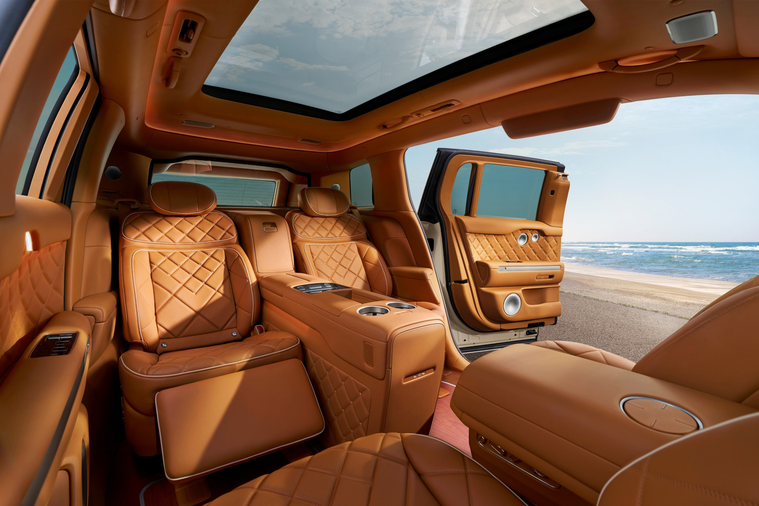 Inside the Genesis GV90 Neolun edition