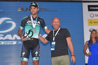 Matteo Pelucchi (Bora-Hansgrohe) on the podium with Giovanni Lombardi who was in Australia only a matter of days ago