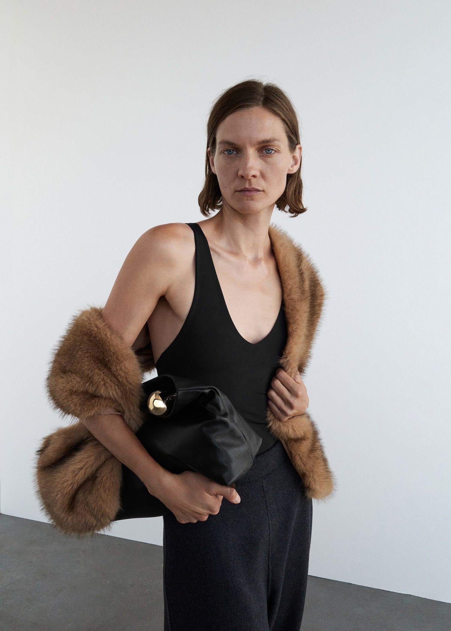 Faux-Fur Scarf - Women | Mango Niger