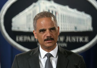Holder weighs in on reduced sentences of drug offenders: 'This is a milestone'