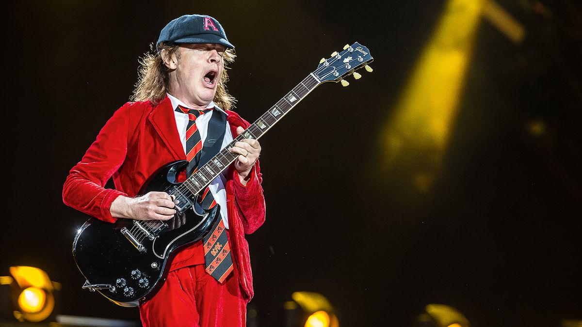 AC/DC announce first tour in 8 years