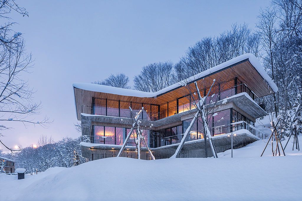 Ski chalet for sale: Ski chalet for sale: Yukikage &amp; the Annex, Niseko Hirafu, Kutchan, Japan.