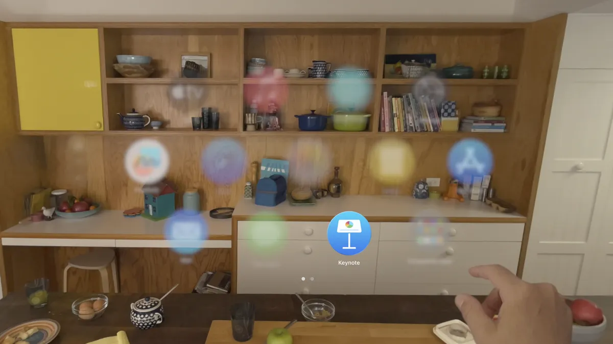Все про Apple Vision Pro: Прорив у галузі гарнітур змішаної реальності