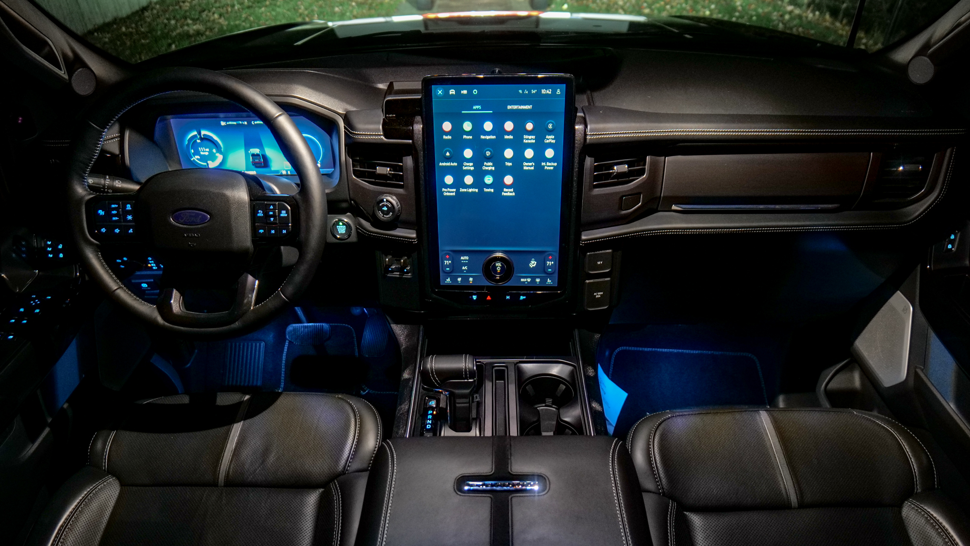 2025 Ford F-150 Lightning test drive.