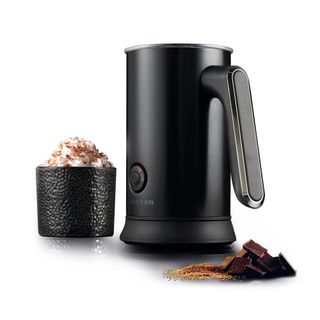 Image of Salter hot chocolate machine in cutout image 