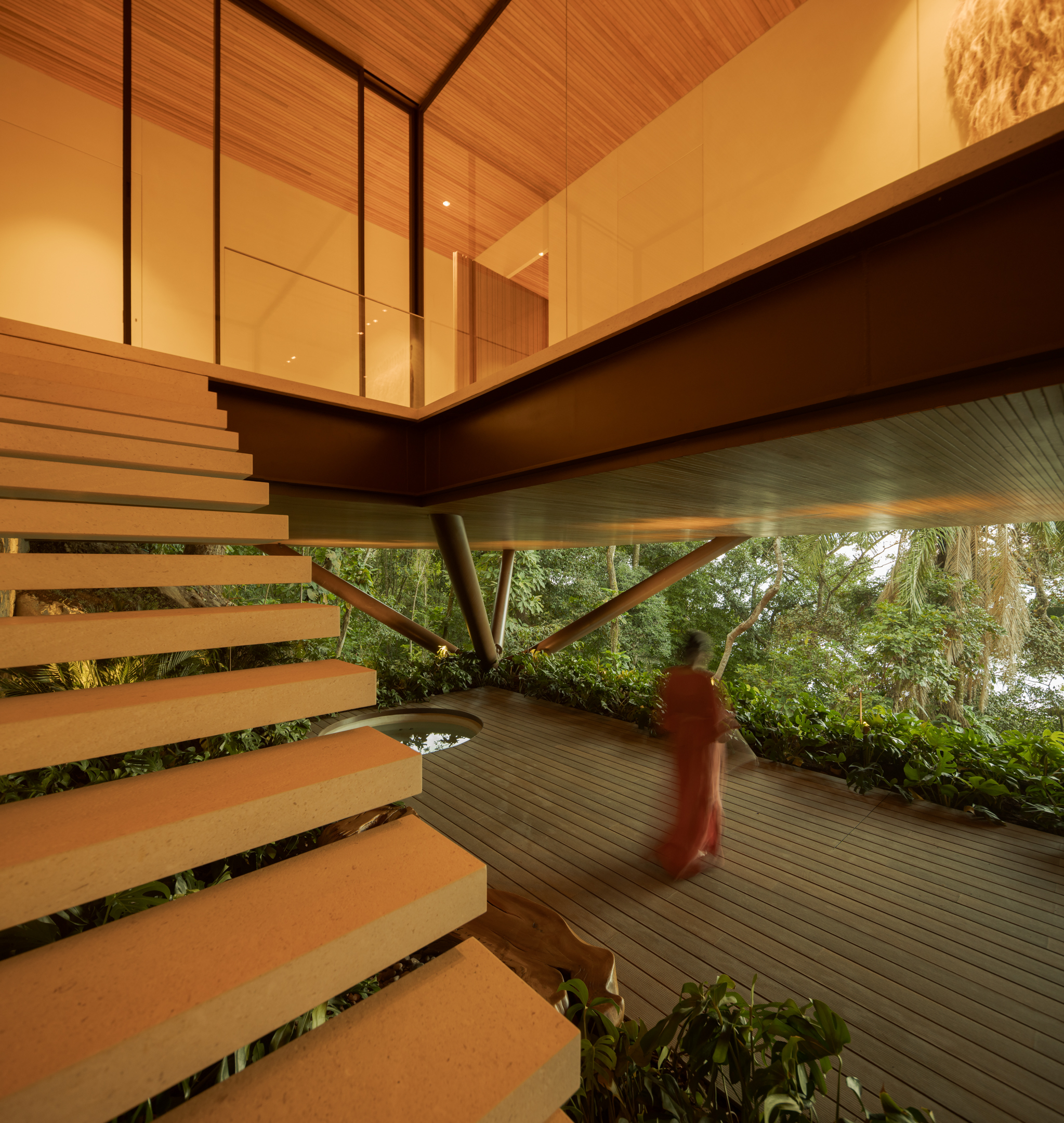 ES House