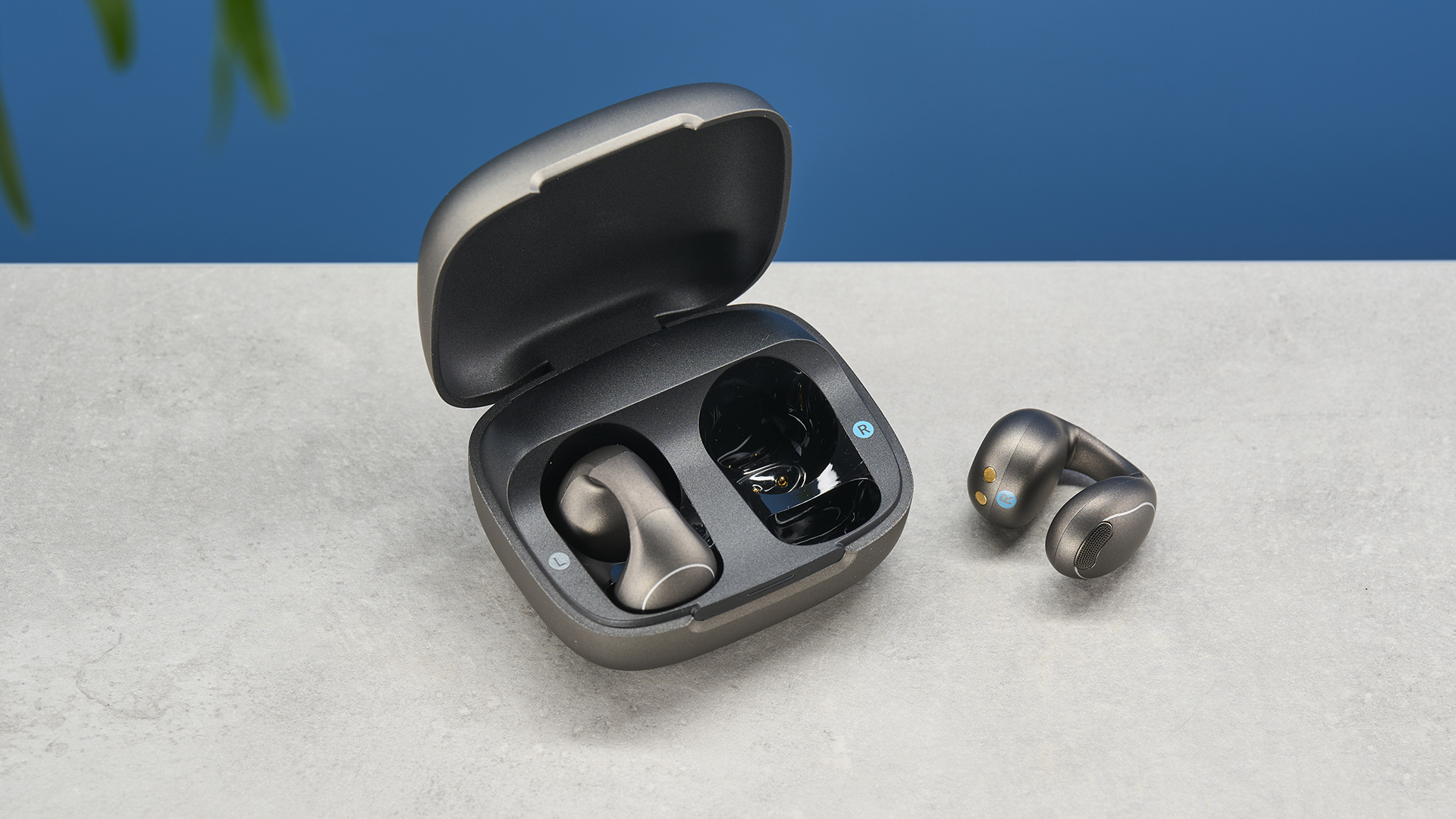 Photograph of the Anker Soundcore C40i earbuds